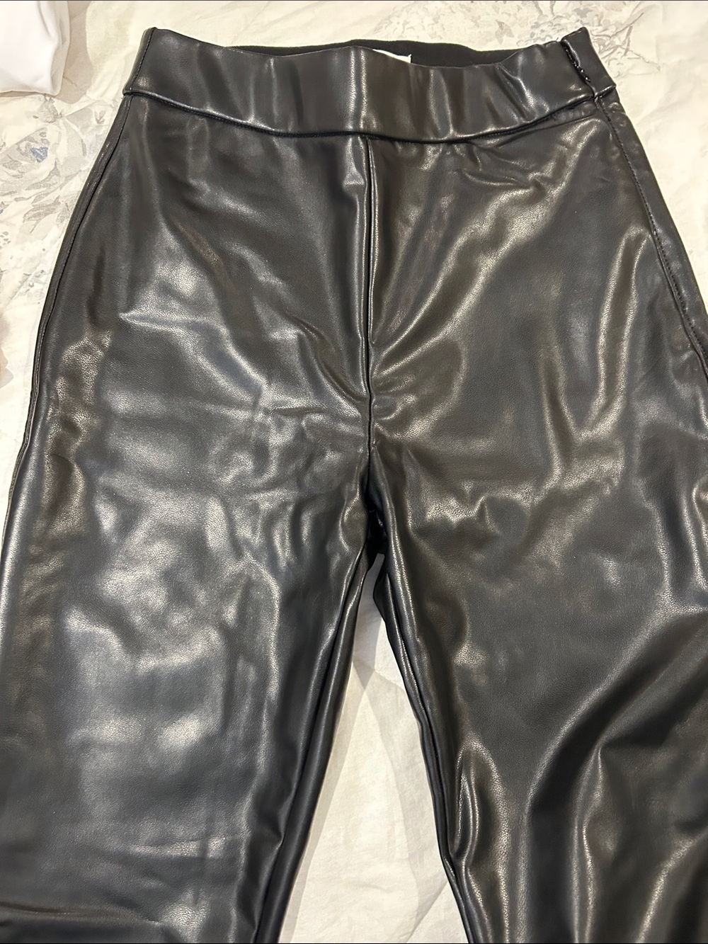 Abercrombie & Fitch Black Faux Leather Skinny Pants - X-Small